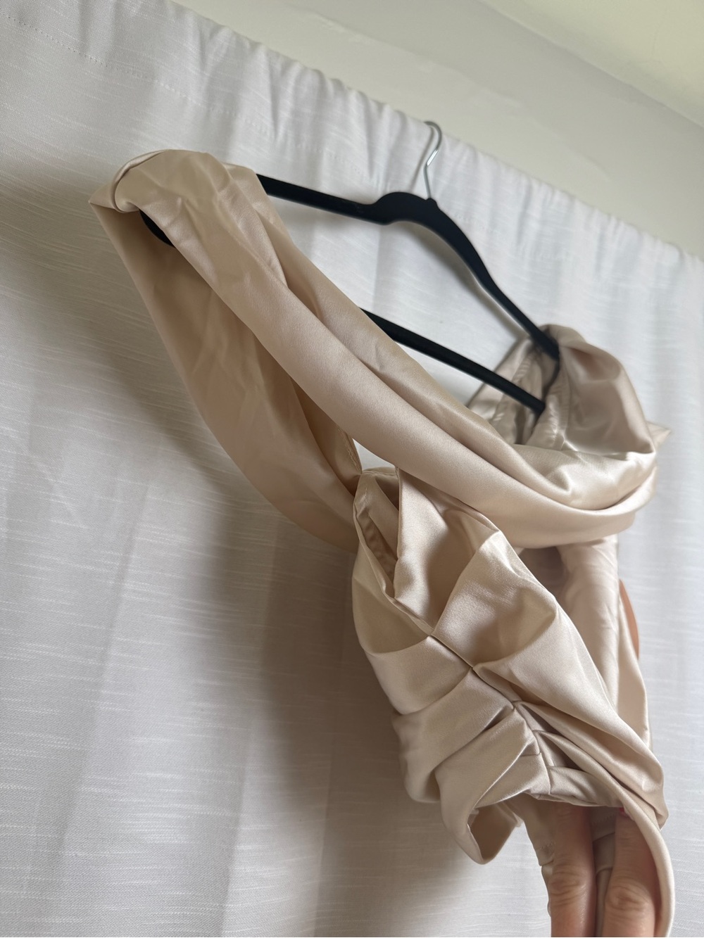 SHEIN Champagne Satin One Shoulder Off Shoulder Crop Top | NWT Size XS - Picture 7 of 10